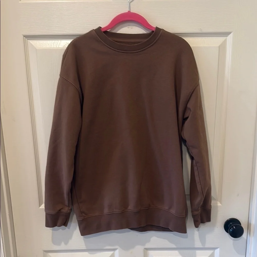 Gap Teen brown crewneck, size 18-20